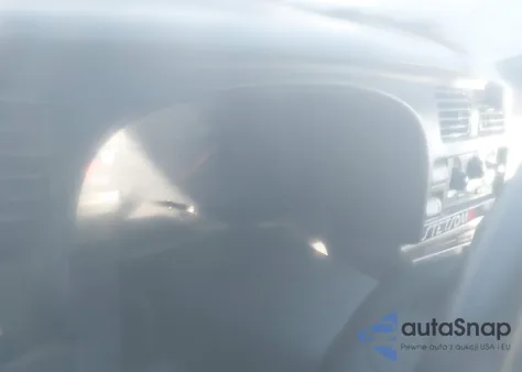 2000 Nissan Xterra Se/Xe z USA, uszkodzony, nr VIN 5N1ED28Y2YC573360